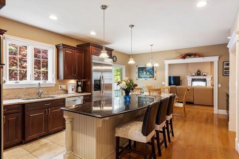 2 Shadow Ln, Wellesley, MA 02482 photo 9