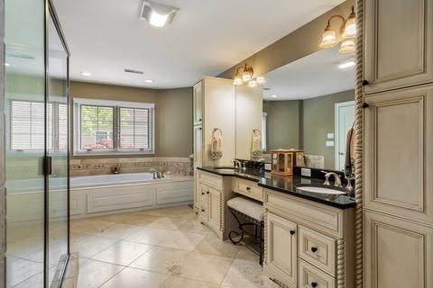 2 Shadow Ln, Wellesley, MA 02482 photo 18