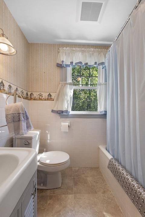 20 Warren St, Danvers, MA 01923 photo 13