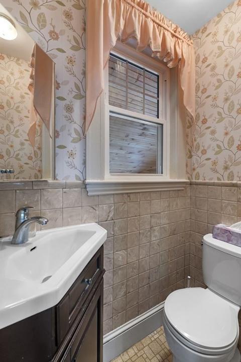 20 Warren St, Danvers, MA 01923 photo 11