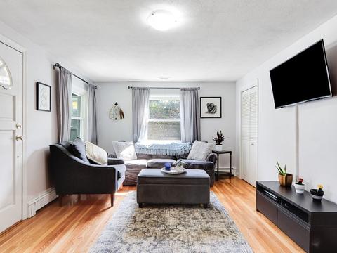 83 Henderson, Needham, RI 02942 photo 2
