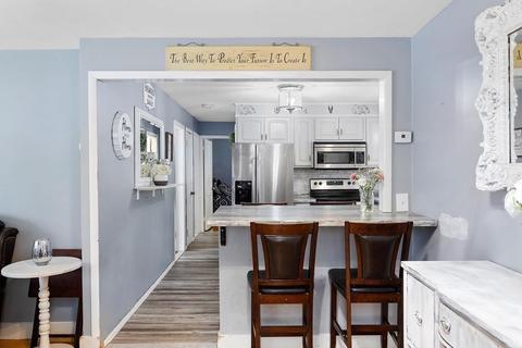 31 Knowles Rd, Worcester, MA 01602 photo 12
