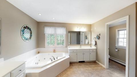 170 South St, Upton, MA 01568 photo 19