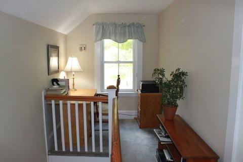 1522 Great Plain Ave, Needham, MA 02492 photo 12