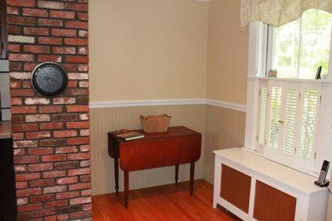 1522 Great Plain Ave, Needham, MA 02492 photo 9