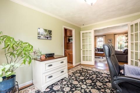 8 Margaret Rd, Dedham, MA 02026 photo 10