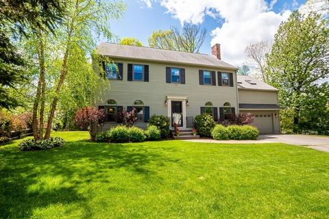 8 Margaret Rd, Dedham, MA 02026 photo 2