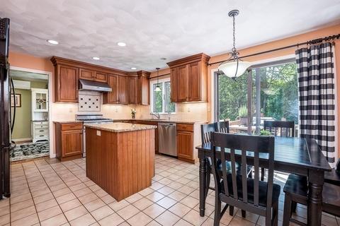 8 Margaret Rd, Dedham, MA 02026 photo 11