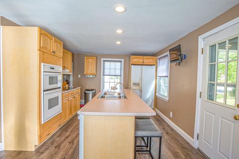 35 Bowles Park, Springfield, MA 01104 photo 4