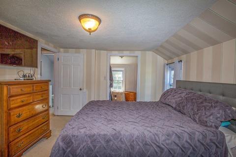 35 Bowles Park, Springfield, MA 01104 photo 16