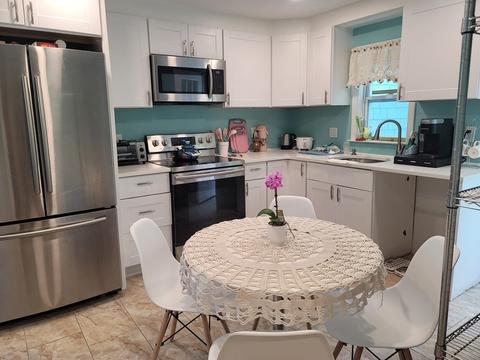 93 Highland St, Canton, MA 02021 photo 3