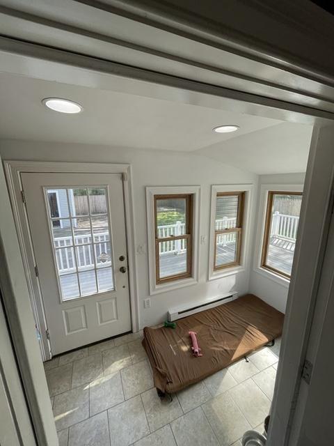 64 Emmett St, Chicopee, MA 01020 photo 10