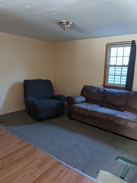 11 Emerald St, Chicopee, MA 01013 photo 9