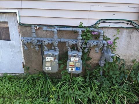 11 Emerald St, Chicopee, MA 01013 photo 4