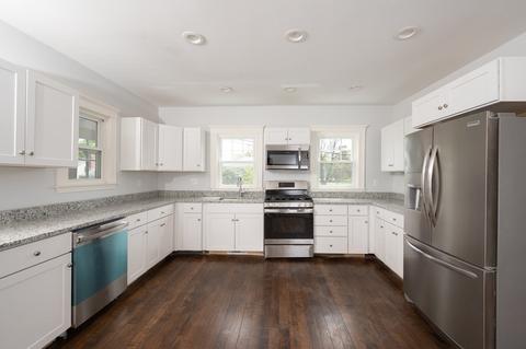 201 Pine St, Dedham, MA 02026 photo 3