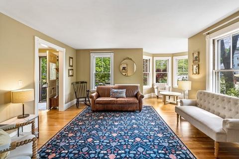 33 Cedar Ave, Stoneham, MA 02180 photo 3