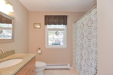 12 Forest Park Dr, Mendon, MA 01756 photo 30