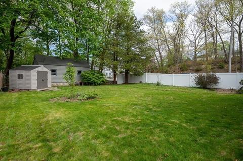 34 Joyce St, Webster, MA 01570 photo 4