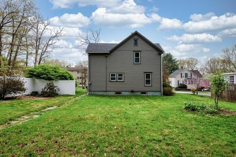 34 Joyce St, Webster, MA 01570 photo 3