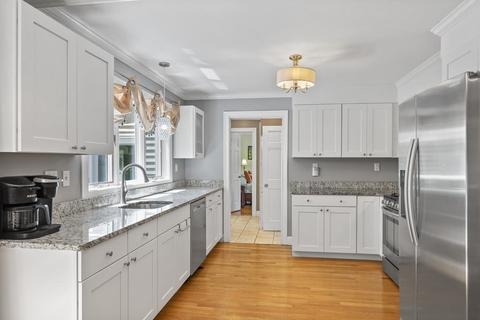 304 Maple, Danvers, MA 01923 photo 11