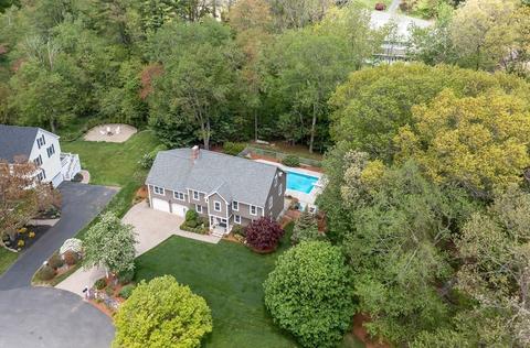 10 Peach Tree Path, Andover, MA 01810 photo 3