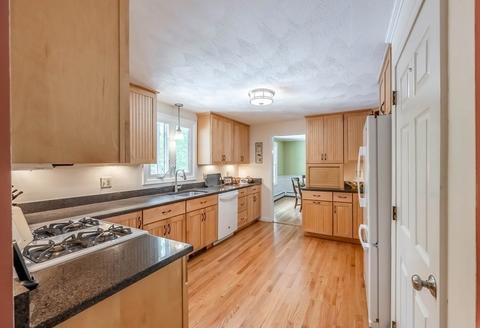 10 Peach Tree Path, Andover, MA 01810 photo 6