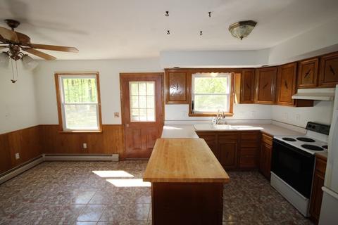 1155 Smith St, Dighton, MA 02764 photo 12