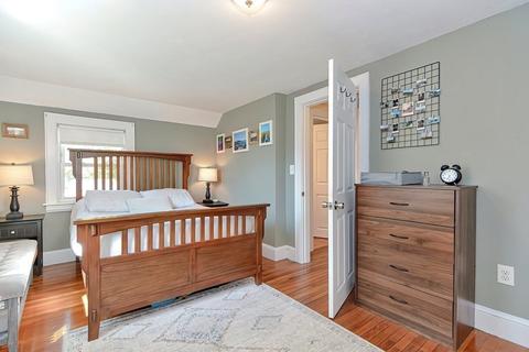 237 Curve St, Dedham, MA 02026 photo 12
