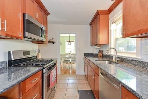 237 Curve St, Dedham, MA 02026 photo 5