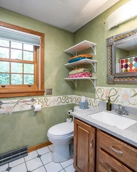 27 Dunphy Dr, Florence, MA 01062 photo 26