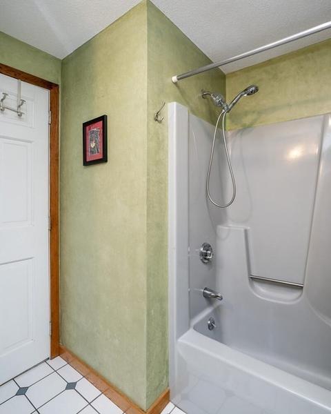27 Dunphy Dr, Florence, MA 01062 photo 27