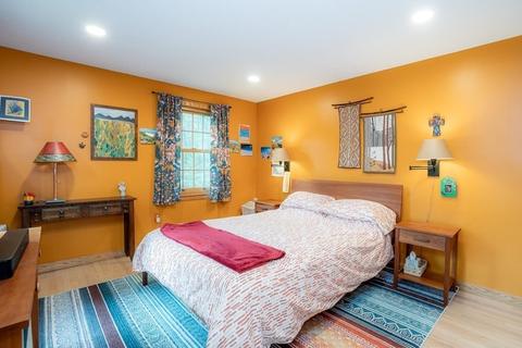 27 Dunphy Dr, Florence, MA 01062 photo 22