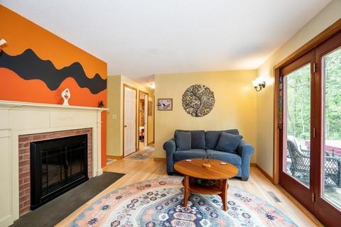 27 Dunphy Dr, Florence, MA 01062 photo 20