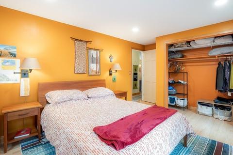 27 Dunphy Dr, Florence, MA 01062 photo 23