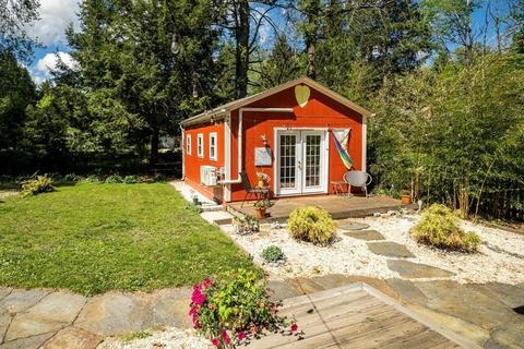 27 Dunphy Dr, Florence, MA 01062 photo 35