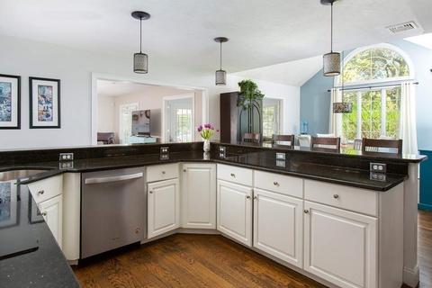61 Wagon Rd, Walpole, MA 02081 photo 5