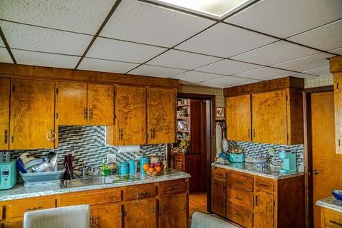 27 Park St, Webster, MA 01570 photo 8