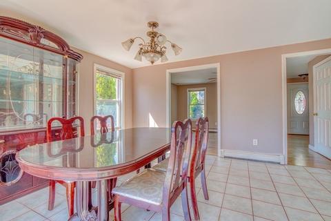 17 Spring St, Lawrence, MA 01841 photo 5