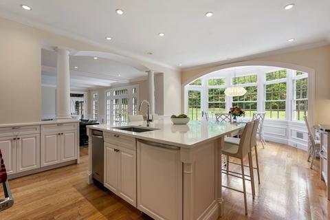 2 Meadowbrook Rd, Weston, MA 02493 photo 11