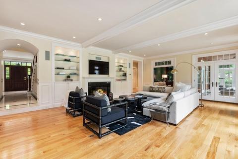 2 Meadowbrook Rd, Weston, MA 02493 photo 17