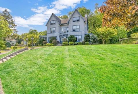 2067 High St, Three Rivers, MA 01080 photo 1
