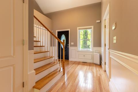35 Partridge Hill Rd, Sutton, MA 01590 photo 2