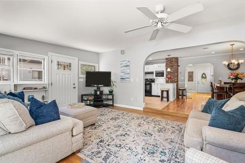 3 Stone St, Danvers, MA 01923 photo 7