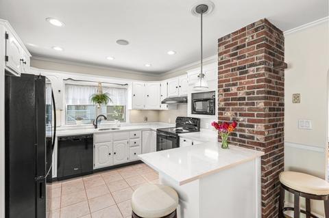 3 Stone St, Danvers, MA 01923 photo 10