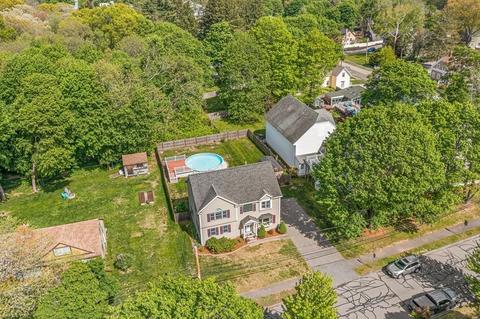 3 Stone St, Danvers, MA 01923 photo 2