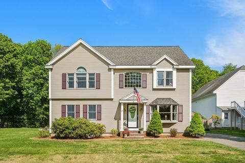 3 Stone St, Danvers, MA 01923 photo 3