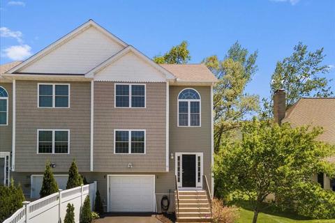 42 Dixfield St, Worcester, MA 01606 photo 1