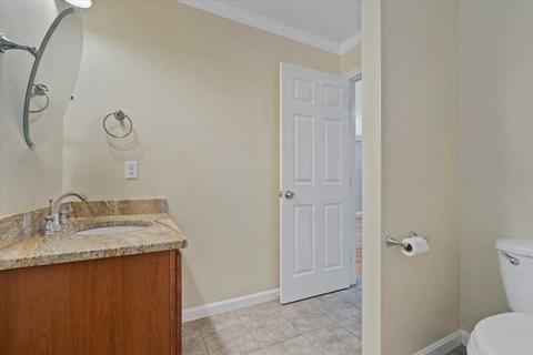42 Dixfield St, Worcester, MA 01606 photo 19
