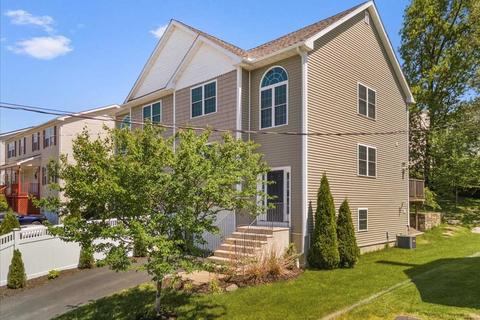 42 Dixfield St, Worcester, MA 01606 photo 2