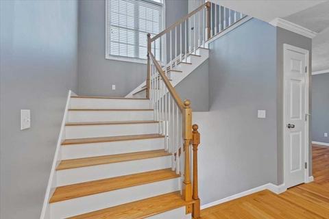 42 Dixfield St, Worcester, MA 01606 photo 20